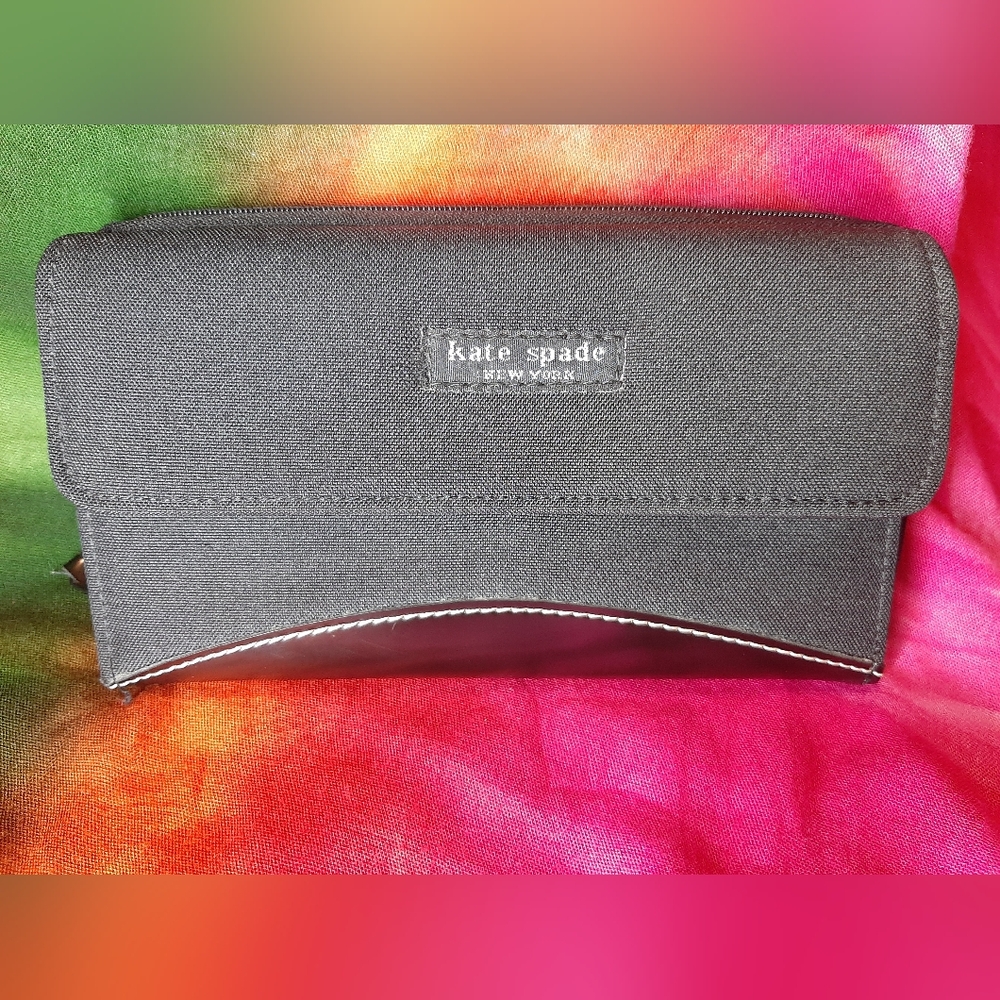 Kate Spade Black Wallet NWOT - Picture 2 of 7